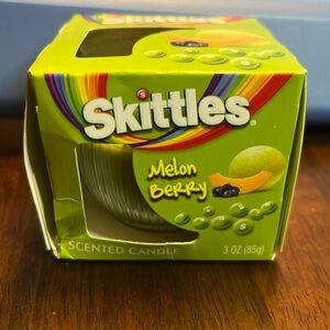 Skittles Melon Berry‎ Candle